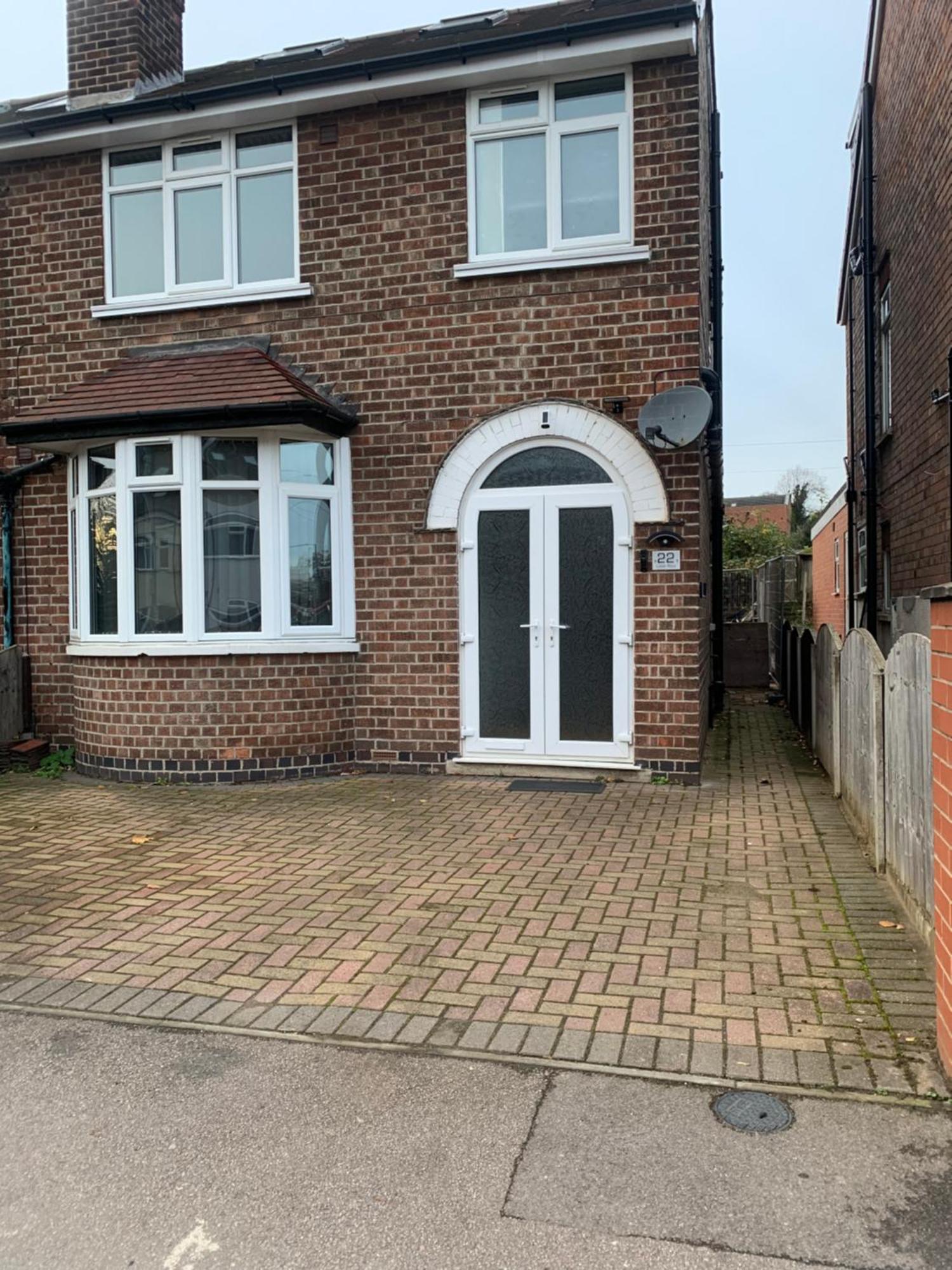 Гостевой дом 22 Lower Road Beeston *