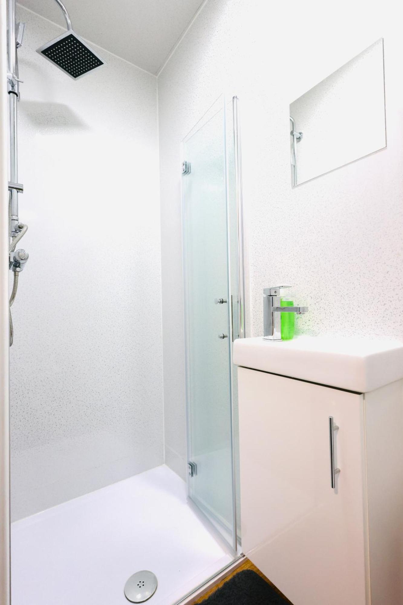 22 Lower Road Beeston Гостевой дом Бистон