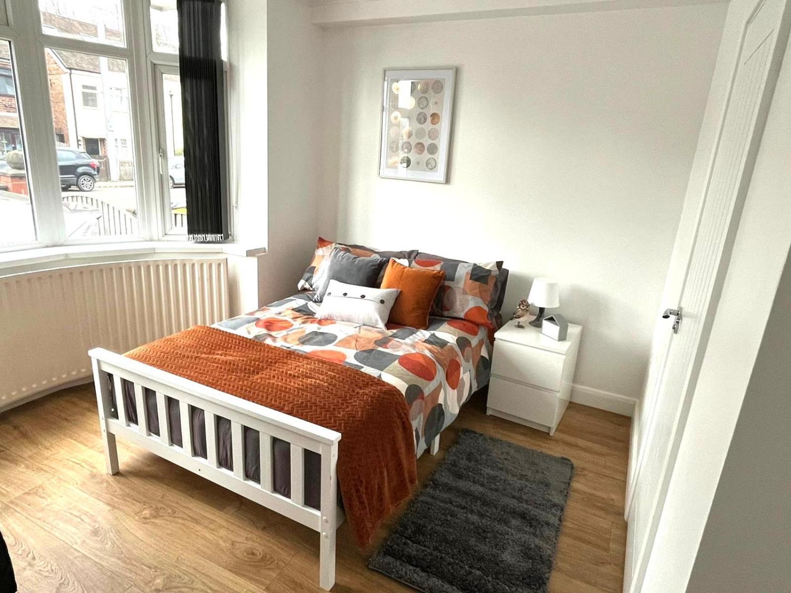 Гостевой дом 22 Lower Road Beeston